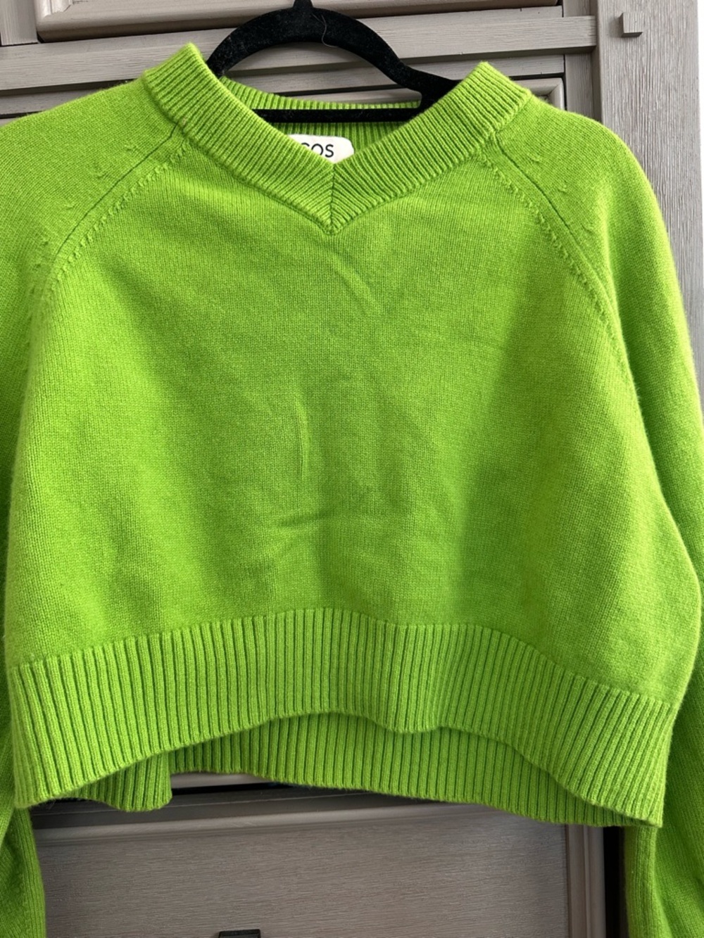 COS Lime Green Cropped V-Neck Sweater - Picture 2 of 9